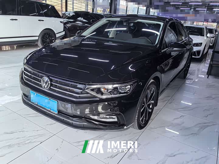 Volkswagen Magotan 330TSI DSG Advance