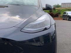 Tesla Model Y Rear-Wheel Drive - ფოტო 13