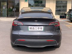 Tesla Model Y Rear-Wheel Drive - ფოტო 5
