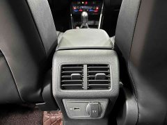 Volkswagen Jetta VS7 Black Edge 1.4T Automatic Glory Edition Pro - ფოტო 11