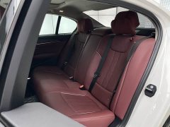BMW 5 Series New Energy 535Le Luxury Package - ფოტო 15
