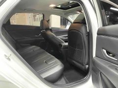 Hyundai Elantra 2022 1.5L CVT GLX Elite - ფოტო 10