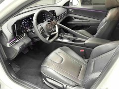 Hyundai Elantra 2022 1.5L CVT GLX Elite - ფოტო 4
