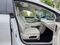 Luxeed Zhiji R7 Pure Electric 802km Max - ფოტო 12
