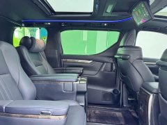 Toyota Vellfire Crown Hybrid 2.5L HV Premium Edition - ფოტო 10