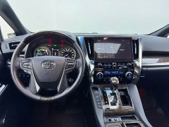 Toyota Vellfire Crown Hybrid 2.5L HV Premium Edition - ფოტო 11