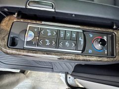 Toyota Vellfire Crown Hybrid 2.5L HV Premium Edition - ფოტო 12