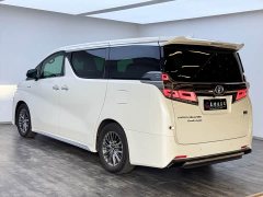 Toyota Vellfire Crown Hybrid 2.5L HV Premium Edition - ფოტო 5