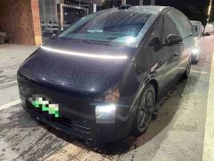 Li Auto Li Xiang MEGA Ultra - ფოტო 1