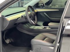 Tesla Model Y Standard Range RWD - ფოტო 10