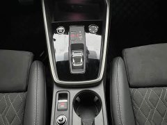 Audi A3 Facelift Sportback 35 TFSI Luxury Sport - ფოტო 12