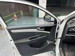 Volkswagen Jetta VS7 280TSI Automatic Entry-Level - ფოტო 6