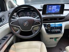Buick GL8 Land Business Class Comfort Edition - ფოტო 6