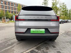 Volvo XC70 Plug-in Hybrid 2026 Two-Wheel Drive Long Range Core - ფოტო 4