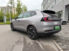 Volvo XC70 Plug-in Hybrid 2026 Two-Wheel Drive Long Range Core - ფოტო 5