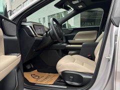 Volvo XC70 Plug-in Hybrid 2026 Two-Wheel Drive Long Range Core - ფოტო 6