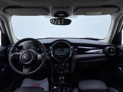 BMW MINI Facelift 1.5T COOPER Classic 5-Door - ფოტო 14