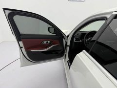 BMW 3 Series 320Li M Sport Package - ფოტო 12