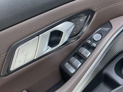 BMW 3 Series 320Li M Sport Package - ფოტო 17