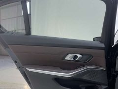 BMW 3 Series 320Li M Sport Package - ფოტო 19
