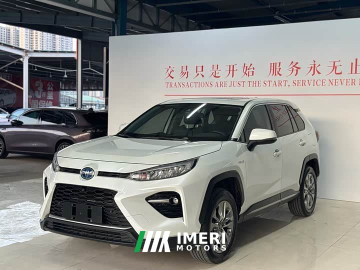 Toyota Wildland Hybrid 2.5L E-CVT FWD Luxury Plus - автомобиль из Китая