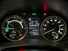 Toyota Alphard Hybrid 2.5L Premium Edition - ფოტო 16