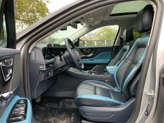 Ford Explorer 1.5T Two-Wheel Drive Prestige Hybrid - ფოტო 14