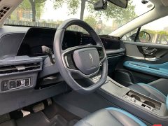 Ford Explorer 1.5T Two-Wheel Drive Prestige Hybrid - ფოტო 18