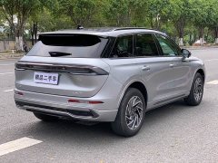 Ford Explorer 1.5T Two-Wheel Drive Prestige Hybrid - ფოტო 4