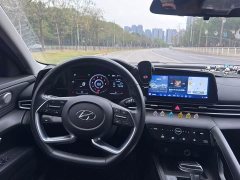 Hyundai Elantra 1.5L CVT Luxury - ფოტო 15