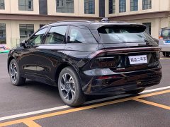 Lincoln Explorer 2.0T AWD Intelligent Hybrid Edition - ფოტო 6