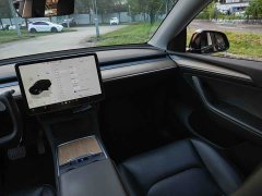 Tesla Model Y 2022 Facelift Rear-Wheel Drive - ფოტო 14