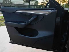Tesla Model Y 2022 Facelift Rear-Wheel Drive - ფოტო 16