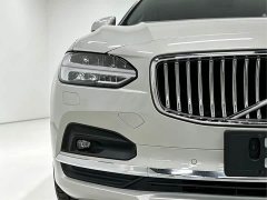 Volvo S90 B5 Intelligent Elegance Luxury Edition - ფოტო 18