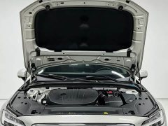 Volvo S90 B5 Intelligent Elegance Luxury Edition - ფოტო 20