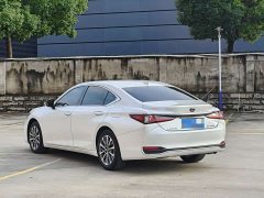 Lexus ES 2023 200 Luxury - ფოტო 6