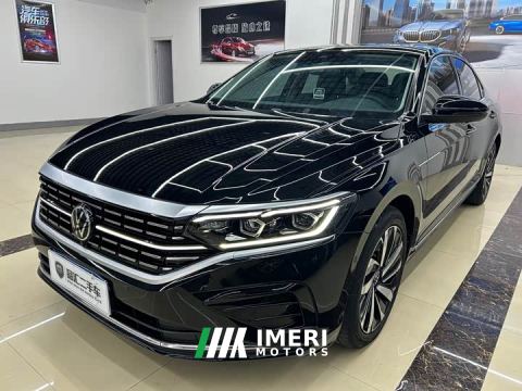 2023 Volkswagen Passat 330TSI Luxury