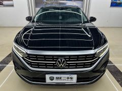 Volkswagen Passat 330TSI Luxury - ფოტო 2