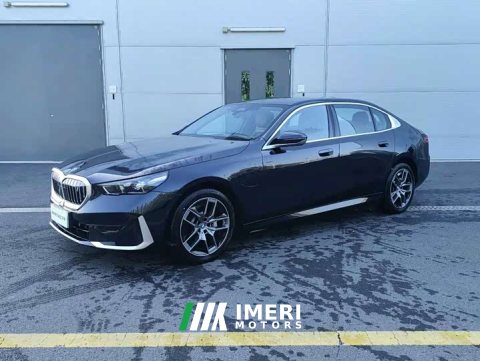 2026 BMW i5 2024 eDrive 35L Luxury Package - ავტომობილი ჩინეთიდან