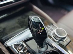 BMW 5 Series 525Li M Sport Package - ფოტო 11