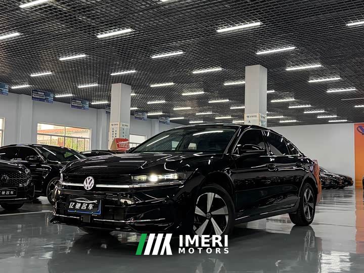 Volkswagen Magotan 300TSI DSG Prestige Edition with Eye-Catching Package - ავტომობილი ჩინეთიდან