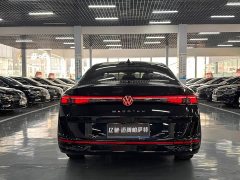 Volkswagen Magotan 300TSI DSG Prestige Edition with Eye-Catching Package - ფოტო 8