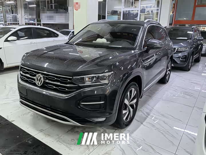 Volkswagen Tharu Taos 330TSI FWD Luxury Smart Connect Plus