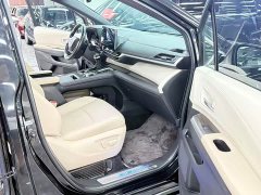 Toyota Sienna 2021 2.5L Hybrid Premium Edition - ფოტო 8
