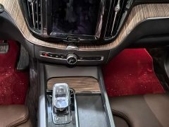 Volvo XC60 Plug-in Hybrid T8 Plug-in Hybrid AWD Smart Remote Sport Edition - ფოტო 11
