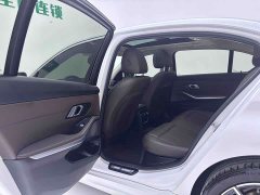 BMW 3 Series 320Li M Sport Package - ფოტო 15