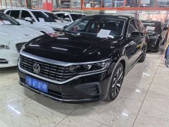 Volkswagen Passat 330TSI Elite - ფოტო 1