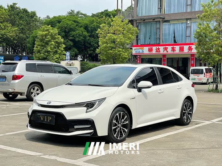 Toyota Corolla Hybrid 1.8H E-CVT Sport