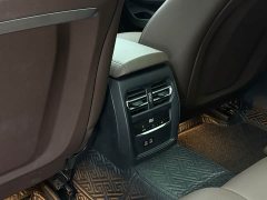 BMW 3 Series 2024 320i M Sport Package - ფოტო 15