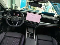 Volkswagen Passat 2025 Pro 380TSI Dragon Premium Edition - ფოტო 10